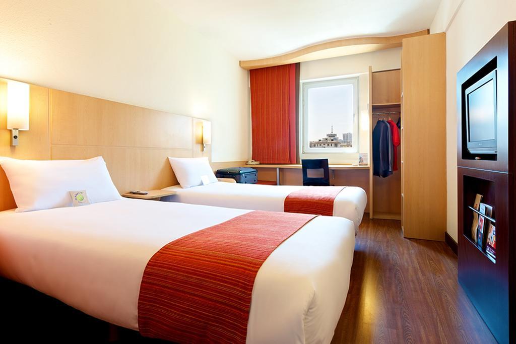 Ibis Ningbo Qianhu Plaza Hotel Eksteriør bilde