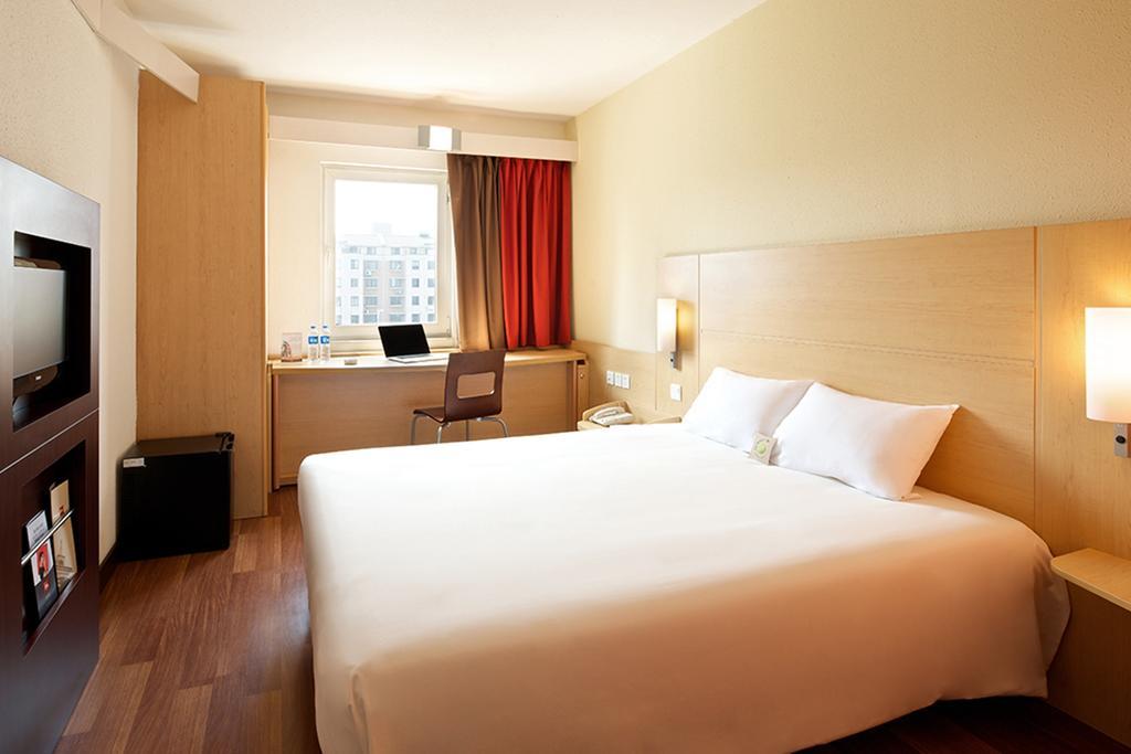 Ibis Ningbo Qianhu Plaza Hotel Eksteriør bilde