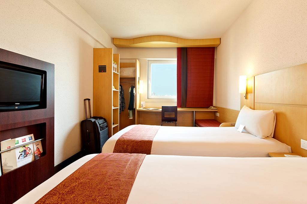 Ibis Ningbo Qianhu Plaza Hotel Eksteriør bilde