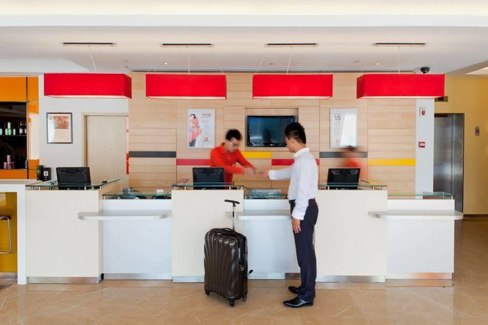 Ibis Ningbo Qianhu Plaza Hotel Eksteriør bilde